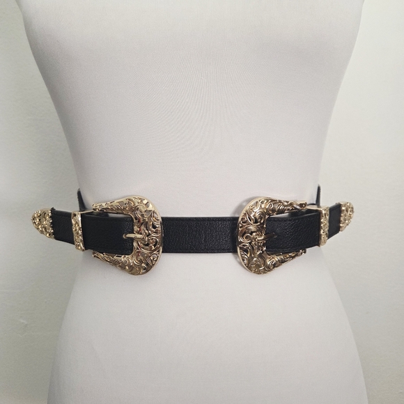 Stretchy Black Double Textured Buckle Belt - Picture 4 of 9